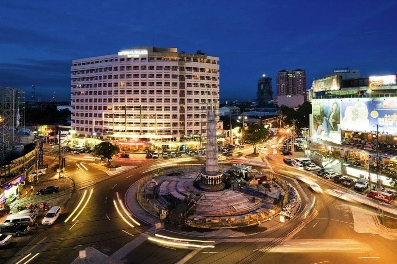 Imperial Palace Suites Quezon City Esterno foto